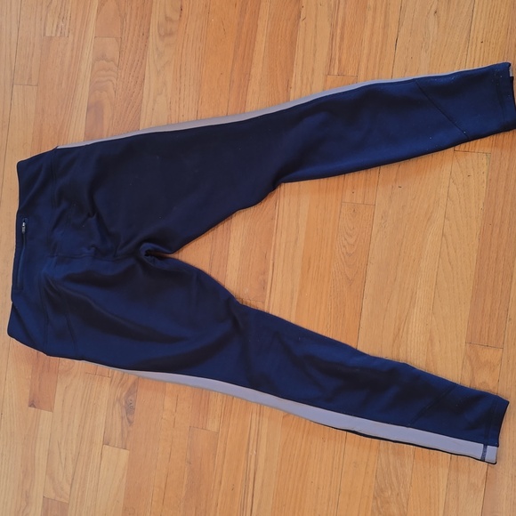 Athleta Navy Street To Summit Fleece Lined Leggings- M - Picture 6 of 9